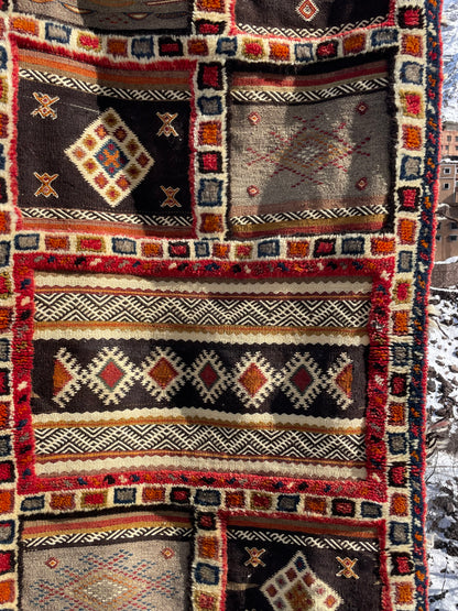 Glaoui Handwoven Moroccan Rug – 4.9 x 2 ft (150 x 60 cm) Vintage Tribal Wool Runner
