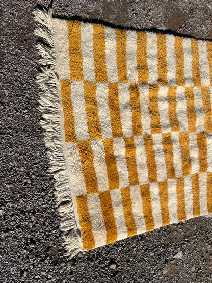 Handmade Moroccan Berber Rug 5 x 7.4 ft – Mustard & Ivory Wool Atlas Carpet | Ready to Ship
(5 ft ≈ 1.51 m / 7.4 ft ≈ 2.25 m)