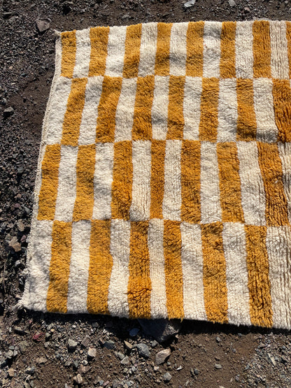 Handmade Moroccan Berber Rug 5 x 7.4 ft – Mustard & Ivory Wool Atlas Carpet | Ready to Ship
(5 ft ≈ 1.51 m / 7.4 ft ≈ 2.25 m)