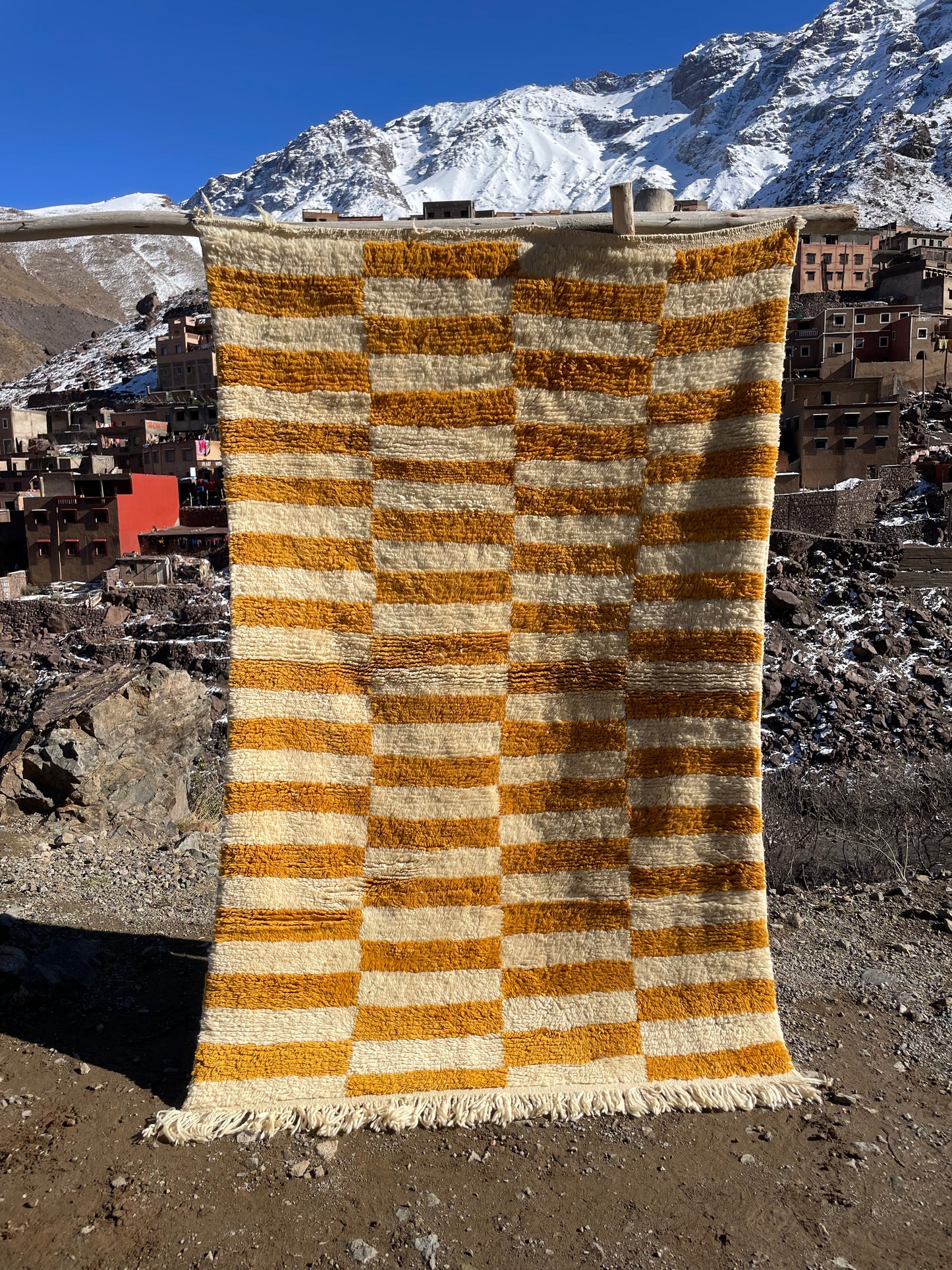 Handmade Moroccan Berber Rug 5 x 7.4 ft – Mustard & Ivory Wool Atlas Carpet | Ready to Ship
(5 ft ≈ 1.51 m / 7.4 ft ≈ 2.25 m)