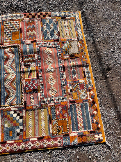 Vintage Moroccan Glaoui Rug 8.4 x 5 ft (255 x 153 cm) – Handwoven Berber Patchwork Wool Carpet, Tribal Geometric Area Rug