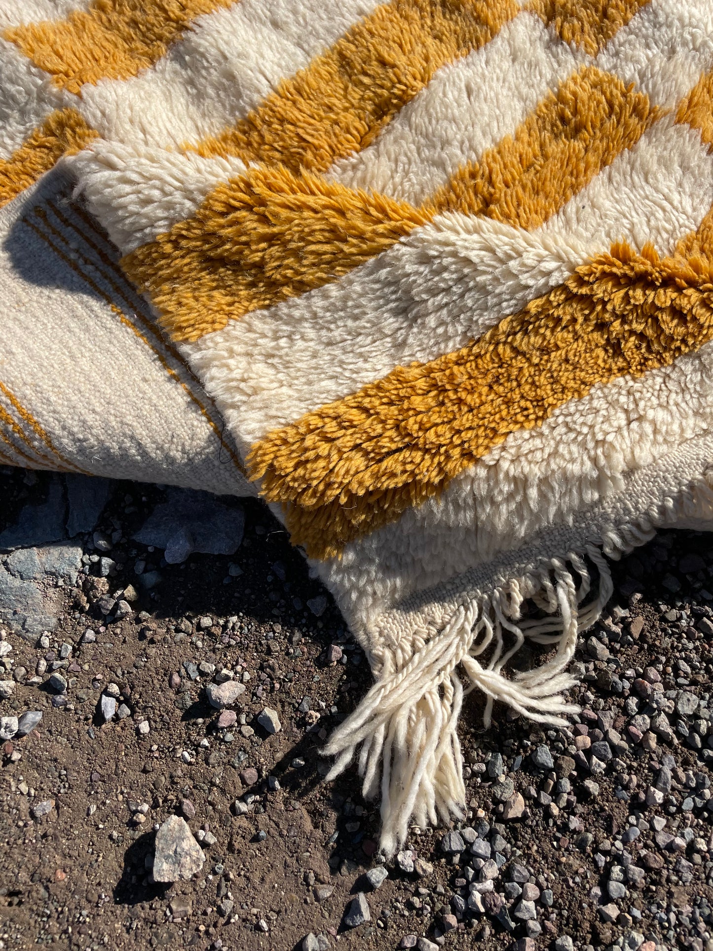 Handmade Moroccan Berber Rug 5 x 7.4 ft – Mustard & Ivory Wool Atlas Carpet | Ready to Ship
(5 ft ≈ 1.51 m / 7.4 ft ≈ 2.25 m)