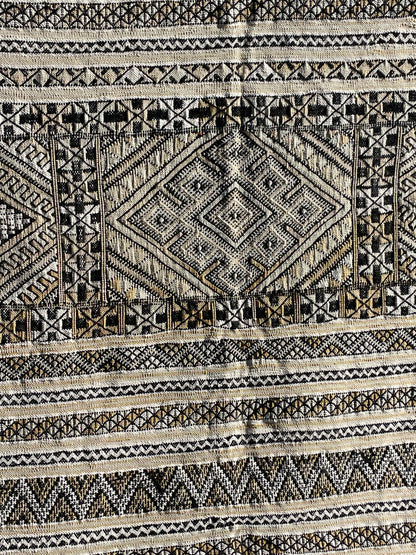 Handmade Moroccan Berber Kilim Rug – Ivory & Black Wool Area Rug 9.8 x 6.5 ft (300 x 200 cm)