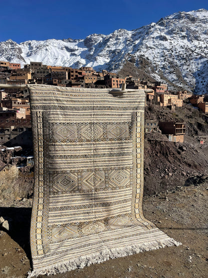 Handmade Moroccan Berber Kilim Rug – Ivory & Black Wool Area Rug 9.8 x 6.5 ft (300 x 200 cm)