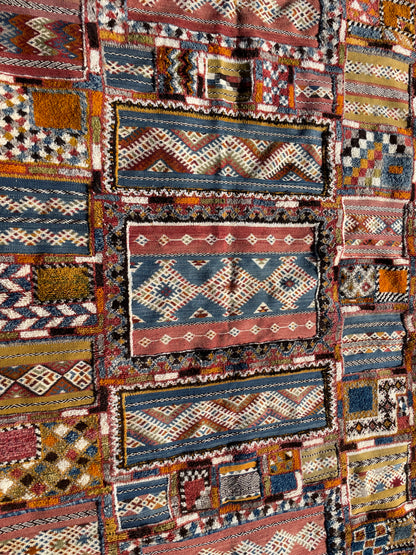 Vintage Moroccan Glaoui Rug 8.4 x 5 ft (255 x 153 cm) – Handwoven Berber Patchwork Wool Carpet, Tribal Geometric Area Rug