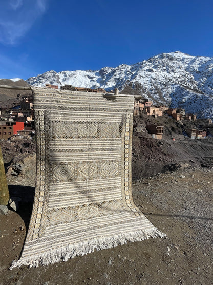 Handmade Moroccan Berber Kilim Rug – Ivory & Black Wool Area Rug 9.8 x 6.5 ft (300 x 200 cm)