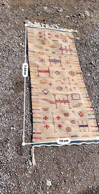Handwoven Moroccan Akhnif Runner Rug – Berber Wool Kilim – 2.3 x 5 ft (70 x 154 cm)